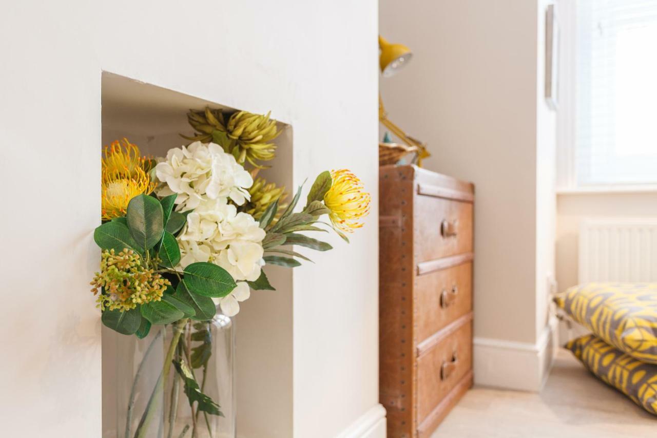 Appartement Stylish Town Centre House - 300Mbps, Parking & Sunny Decking à Bornemouth Extérieur photo