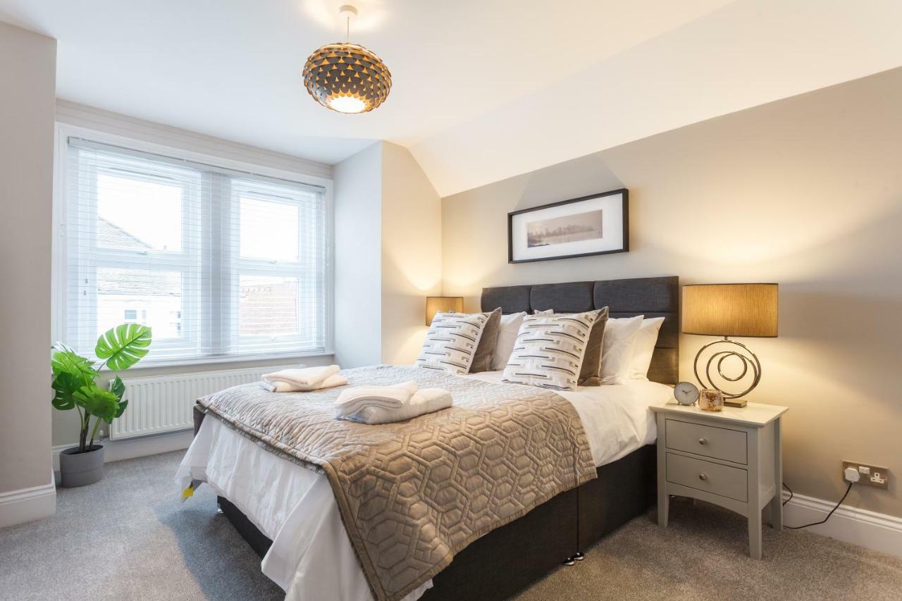Appartement Stylish Town Centre House - 300Mbps, Parking & Sunny Decking à Bornemouth Extérieur photo